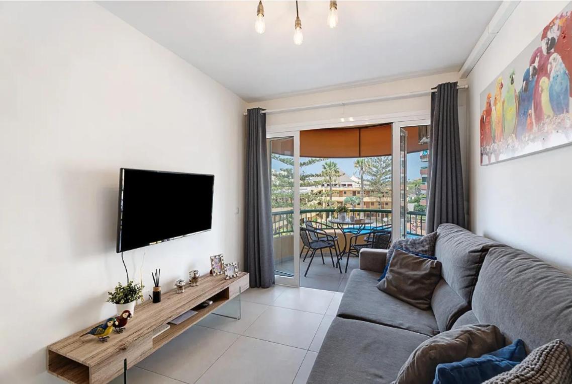 Apartamento De Lujo En Torre Del Sol, Playa De Las Americas Arona  Exterior photo