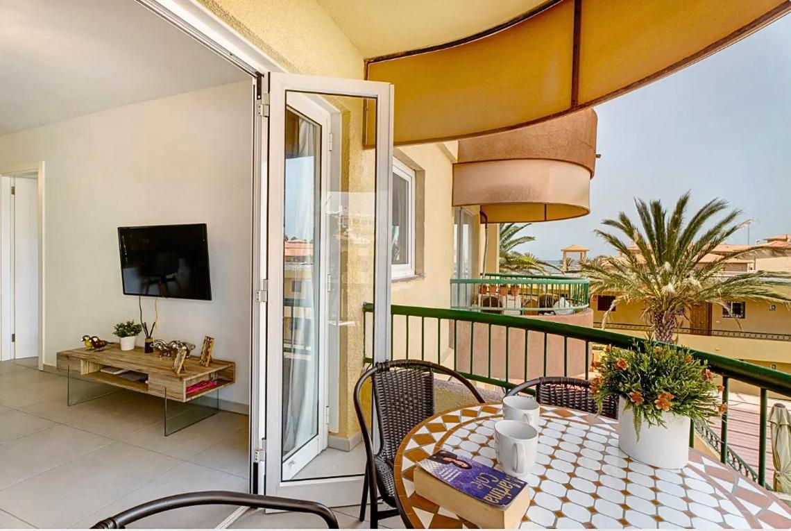 Apartamento De Lujo En Torre Del Sol, Playa De Las Americas Arona  Exterior photo
